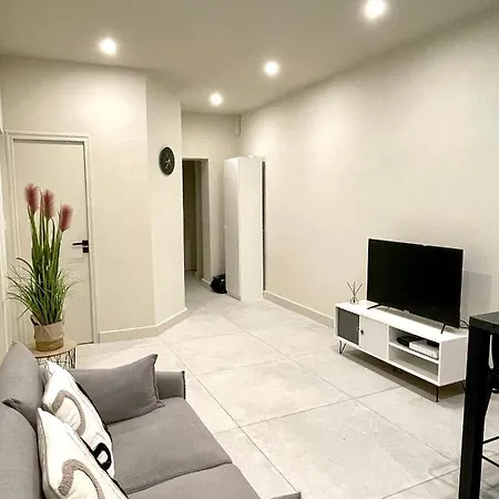 T3 En Centre-ville Avec Exterieur Apartmán